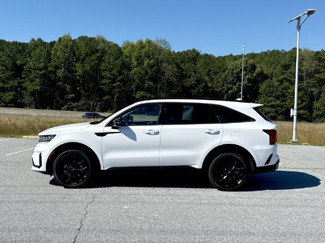 Used 2023 White Kia SX image 2