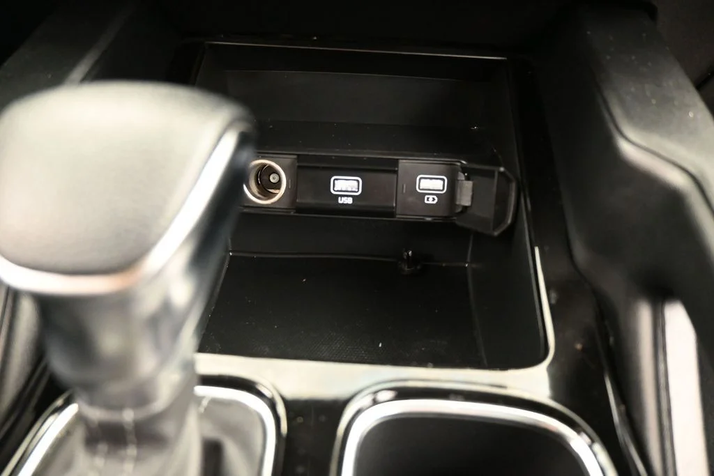 Used 2022 Ebony Black Kia LX image 27