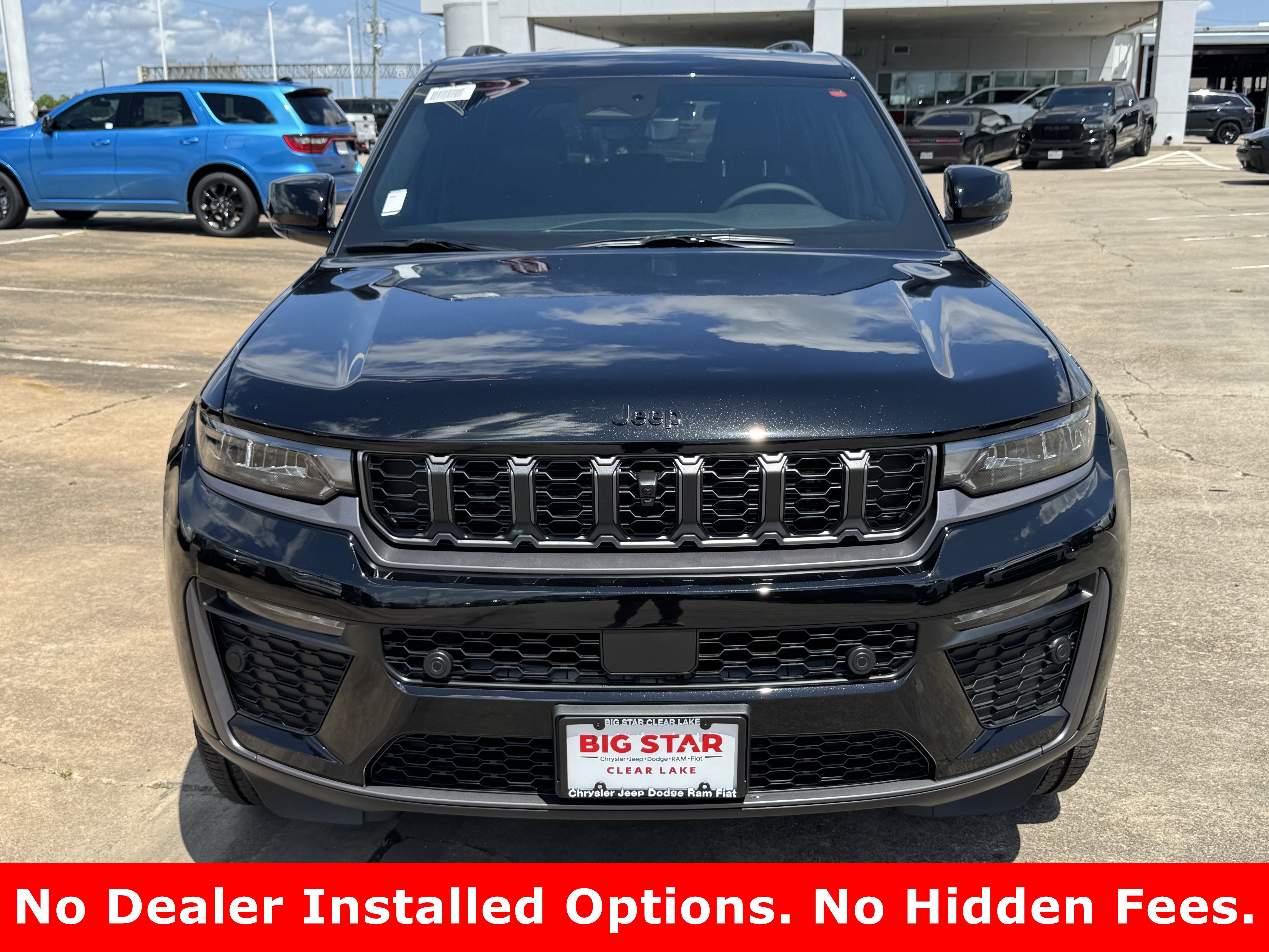 New 2026 Diamond Black Crystal Pearl-Coat Exterior Paint Jeep 85th Anniversary Edition image 3