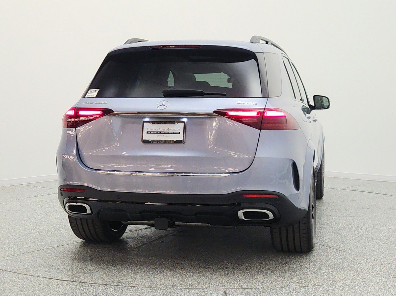 New 2026 MANUFAKTUR Cote d'Azur Light Blue Metallic Mercedes-Benz GLE 450 4MATIC® SUV image 36