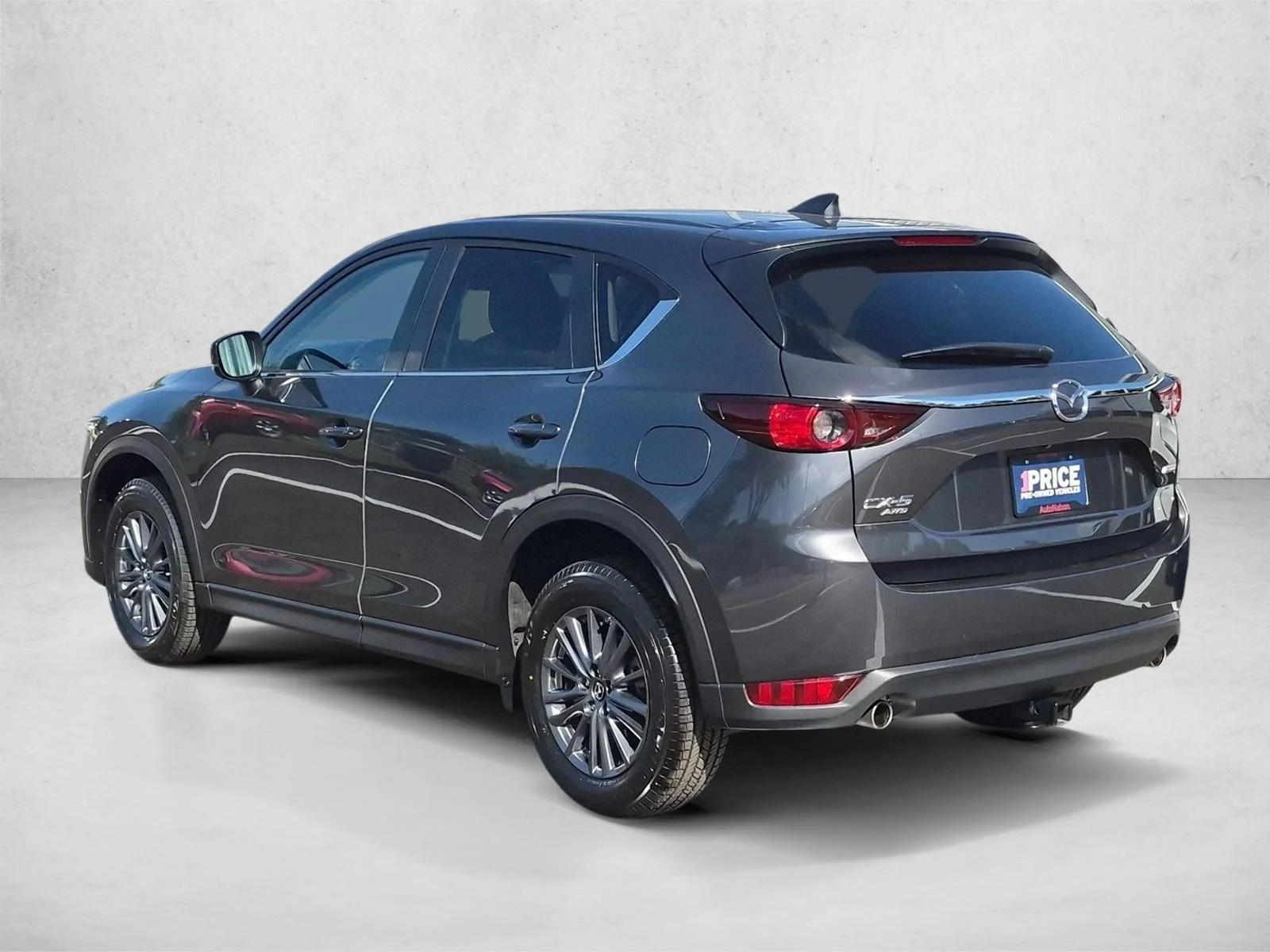 Used 2017 Machine Gray Metallic Mazda Touring image 8