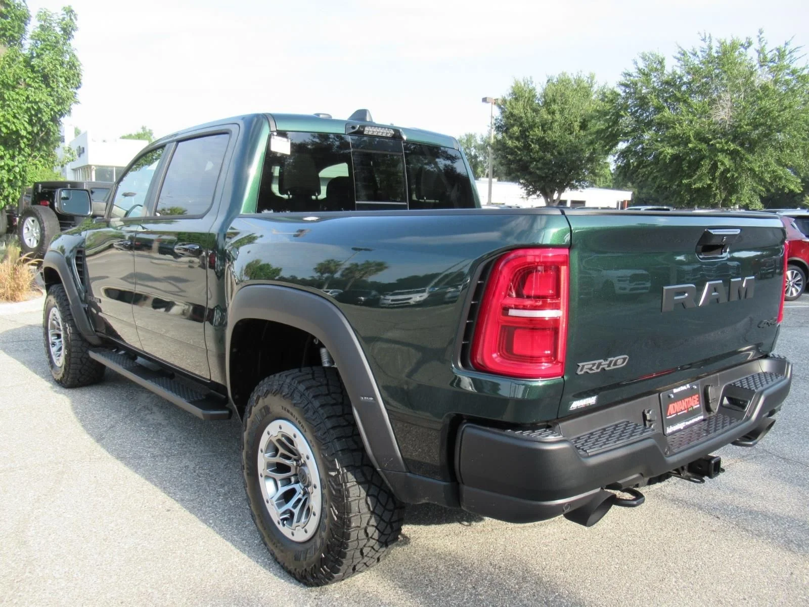 New 2026 Serrano-Green Metallic Exterior Paint RAM RHO image 5