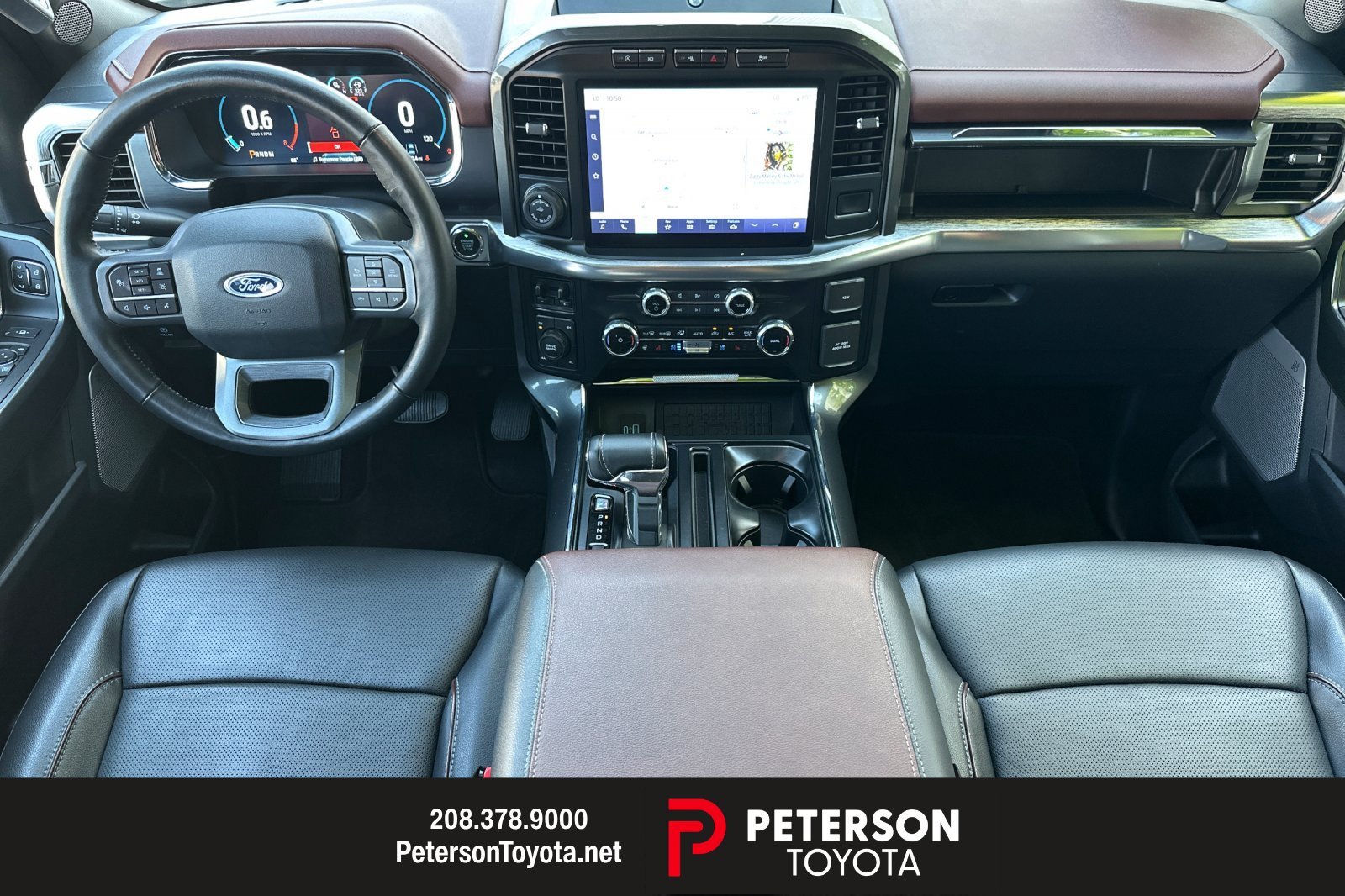 Used 2023  Ford Lariat image 12