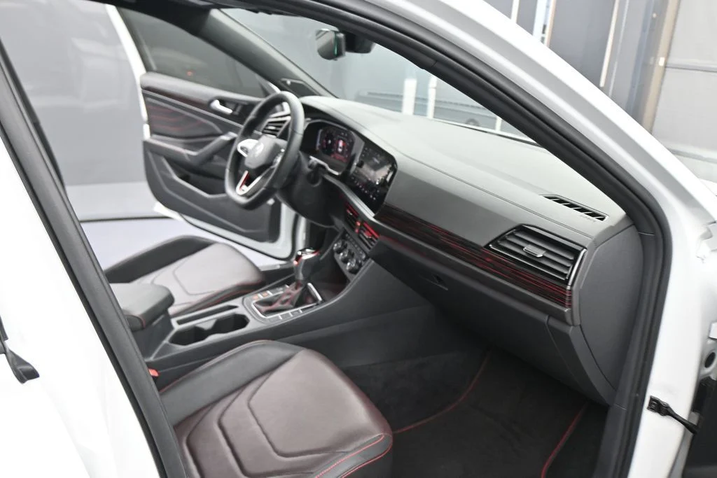 Used 2022  Volkswagen 2.0T Autobahn image 48