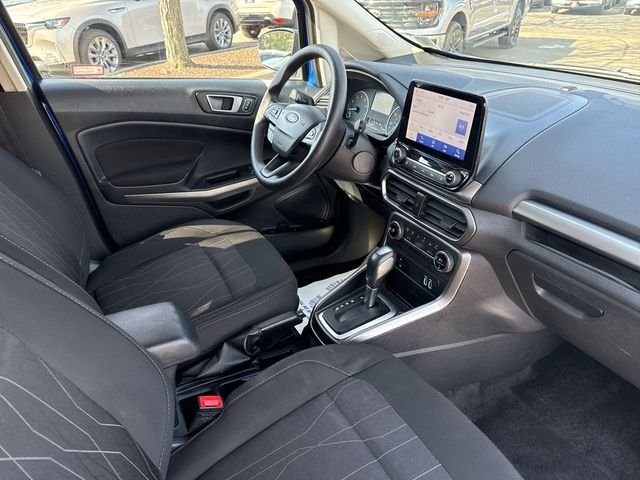 Used 2021 Blue Ford SE image 28