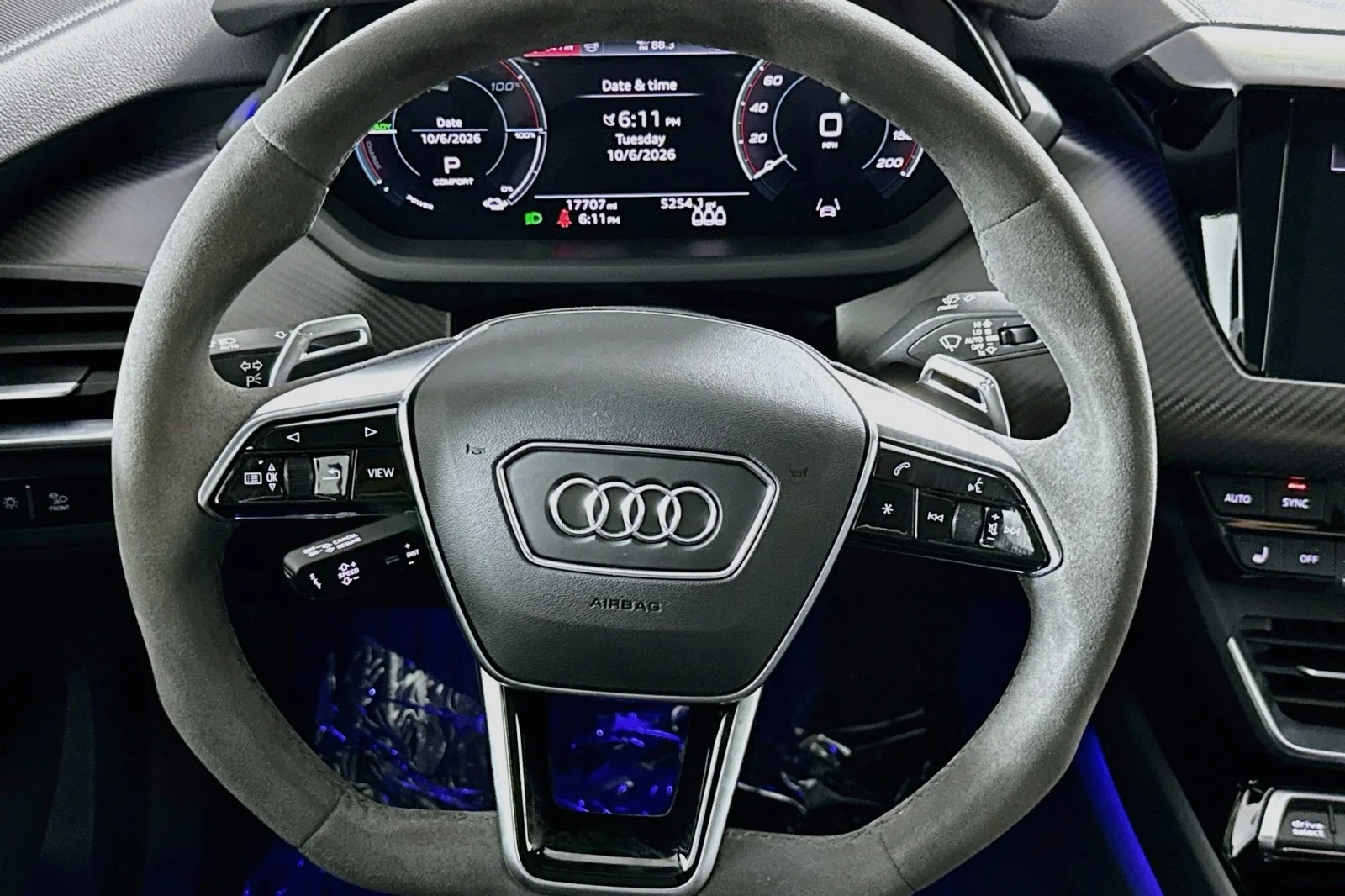 Used 2024 Ibis White Audi Premium Plus image 19