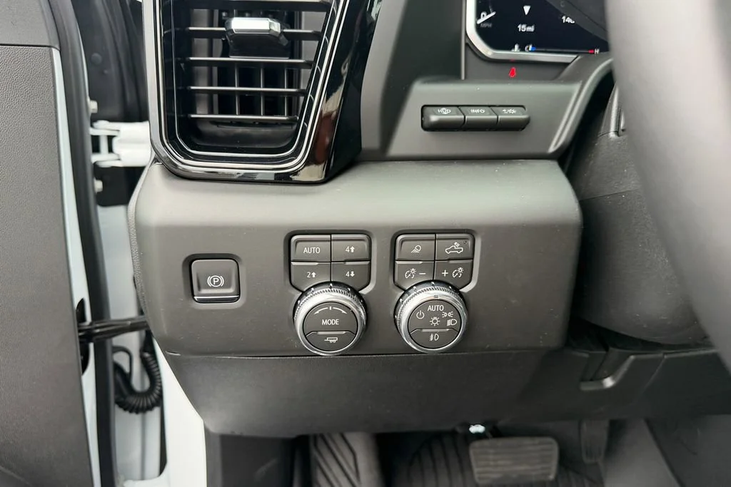 New 2026 Summit White GMC AT4X image 22
