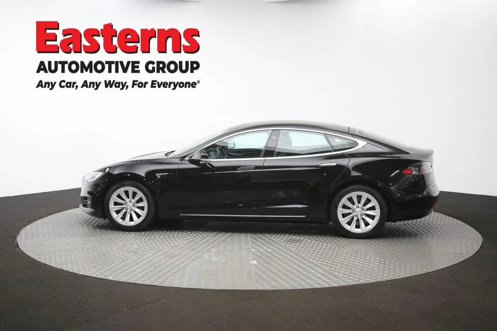 Used 2018 Black Tesla 75D image 58