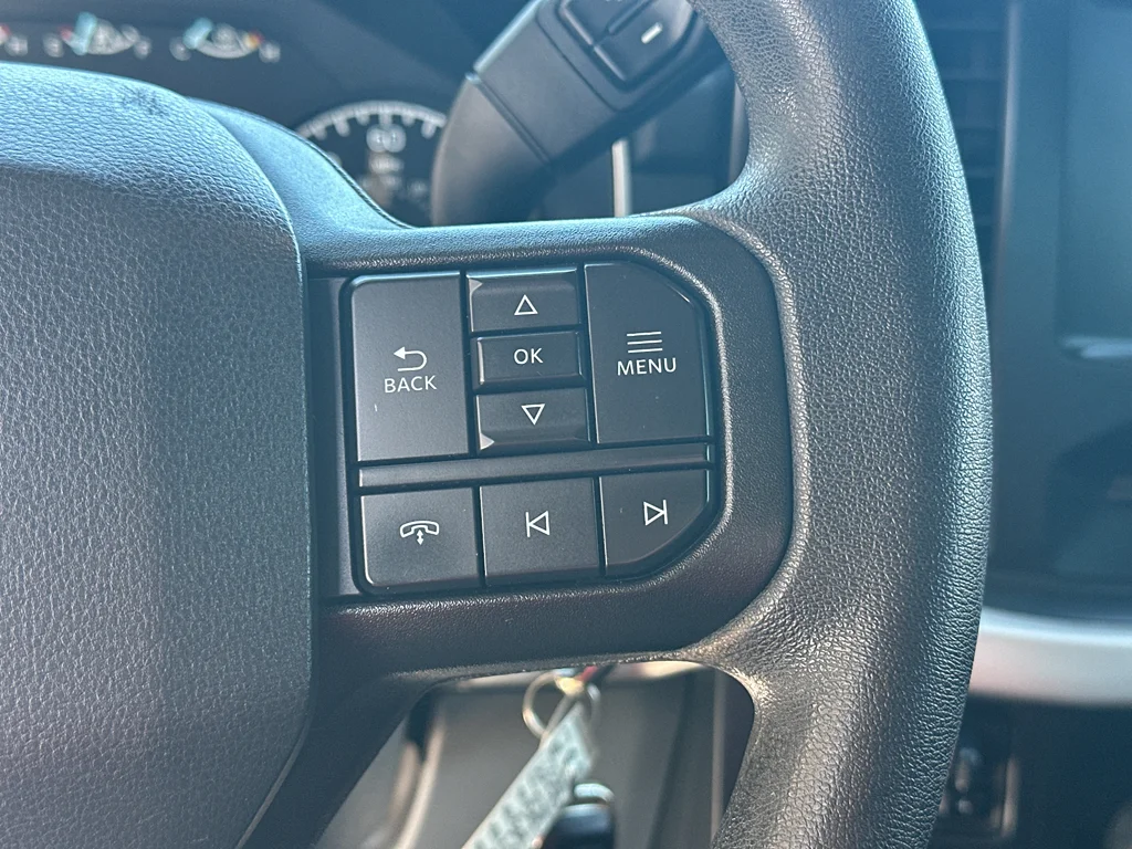 Used 2022 Oxford White Ford XL image 16