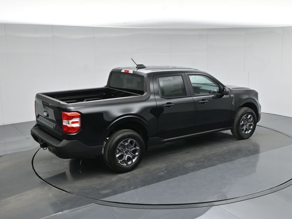 New 2026 Shadow Black Ford XLT image 38