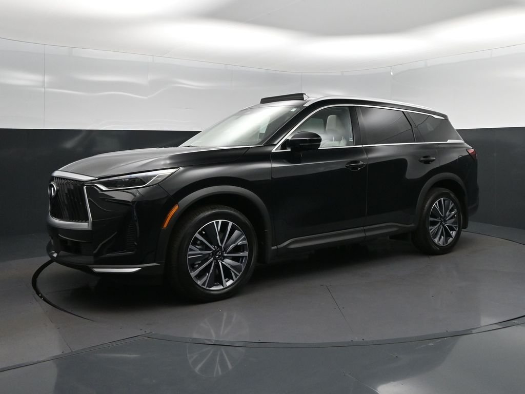 New 2027 MINERAL BLACK INFINITI Luxe FWD image 3