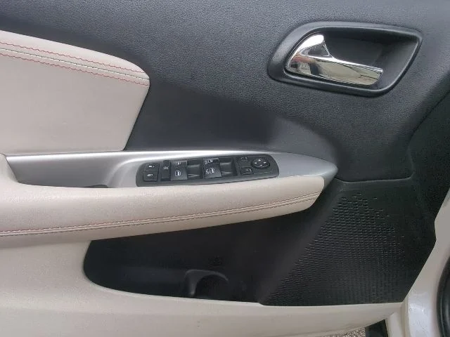 Used 2013 White Dodge Crew image 12