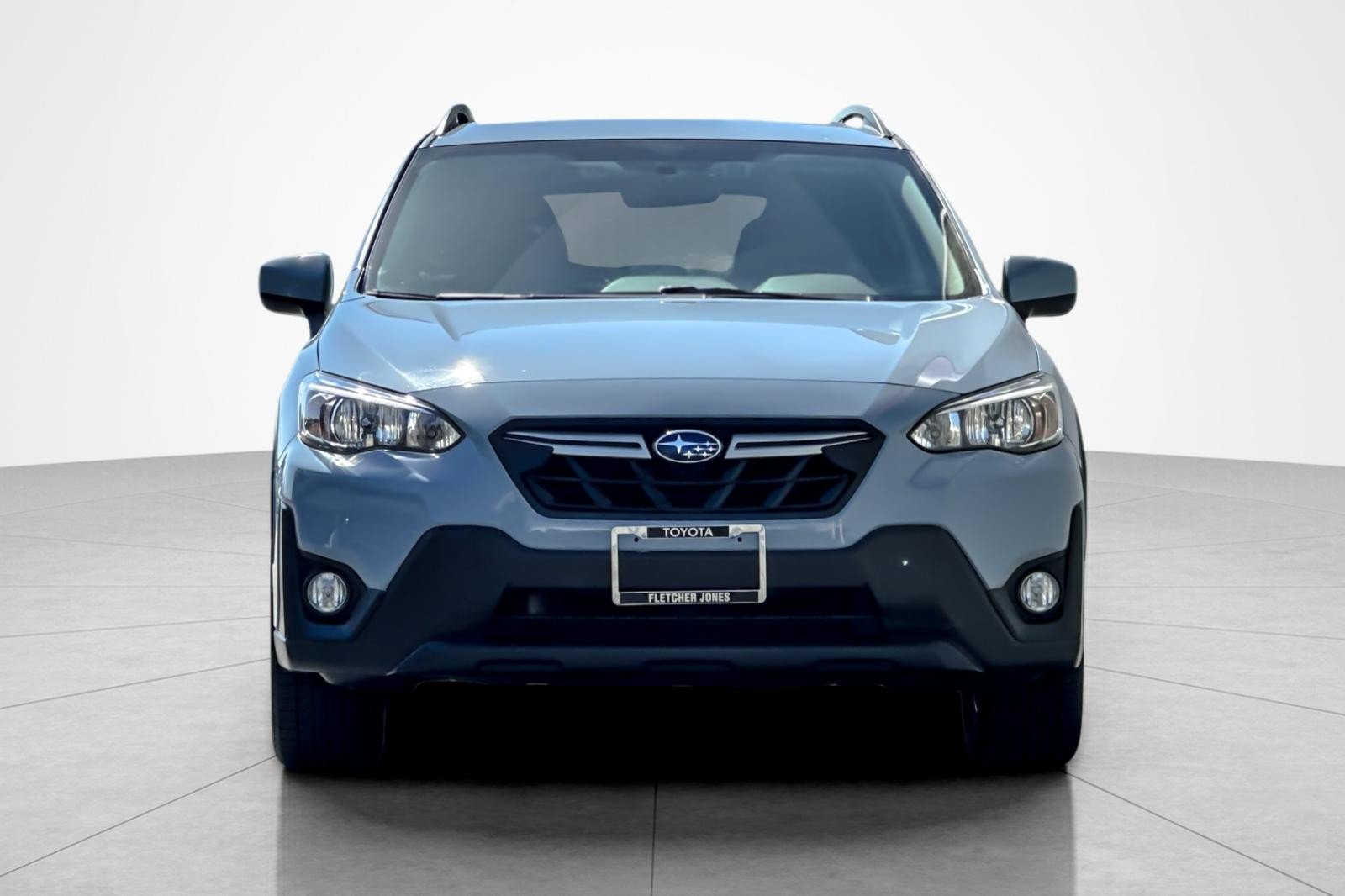 Used 2023 GRAY KHAKI Subaru Premium image 8