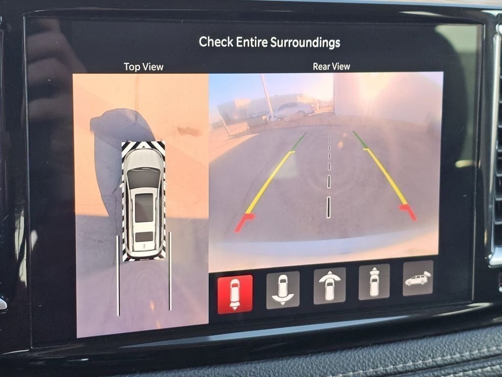 2023 Chrysler Pacifica Limited - Photo 12