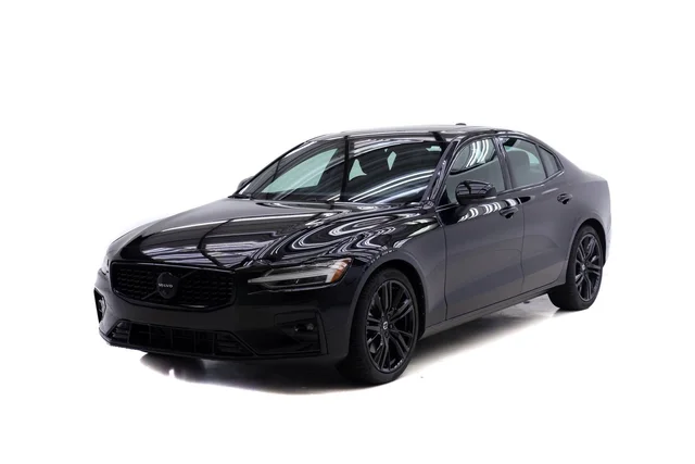 2024 Volvo S60 B5 Plus Black Edition