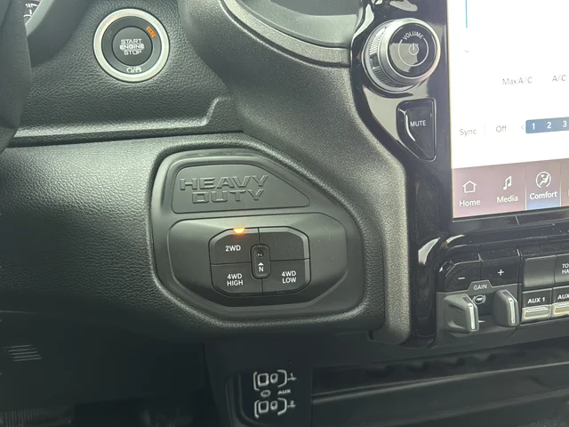 2026 RAM 3500 Chassis Tradesman - Photo 14