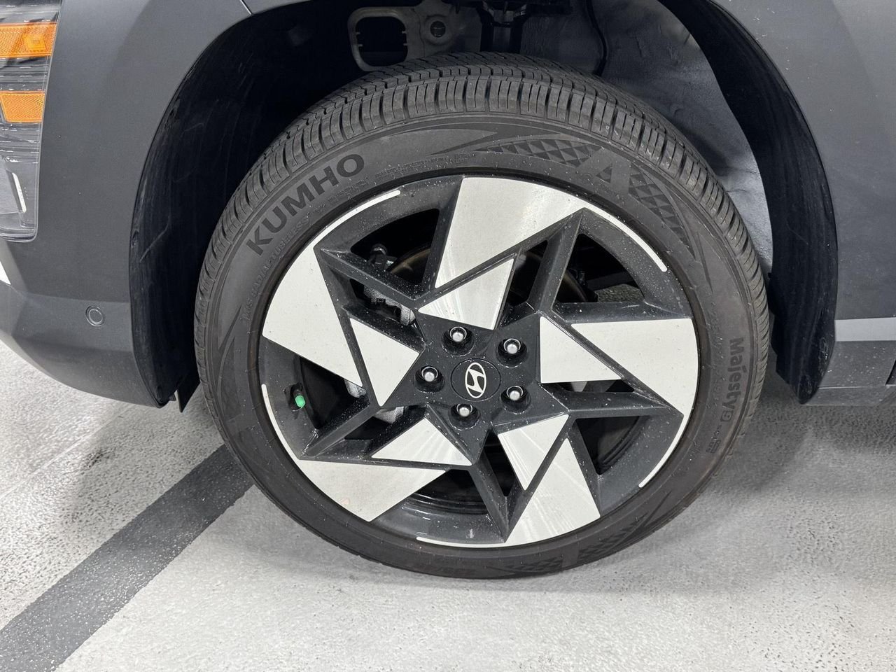New 2026 Atlas White Hyundai Limited AWD image 19