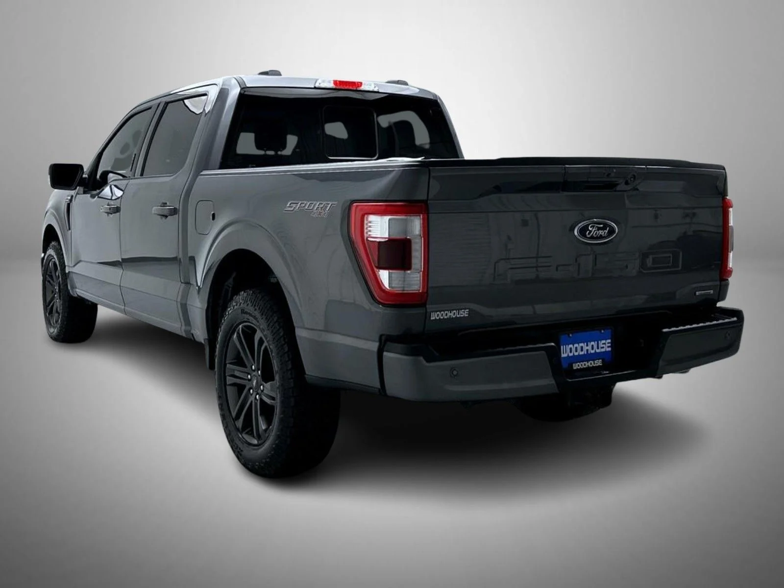 Used 2023 Gray Ford Lariat image 7