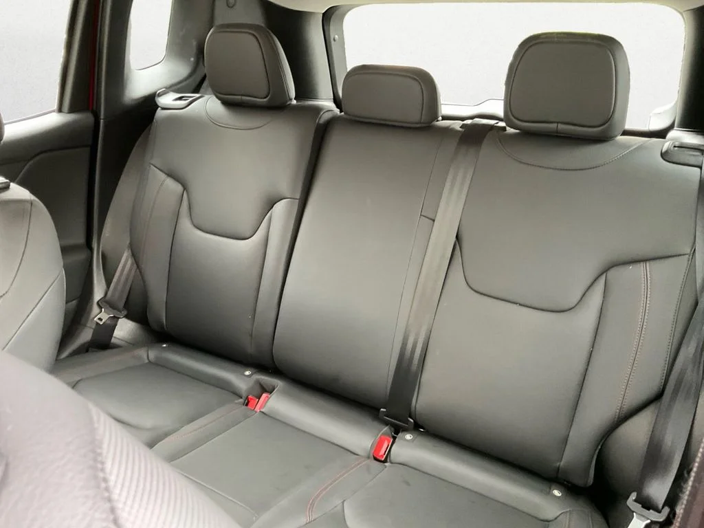 Used 2023 Red Jeep Trailhawk image 9