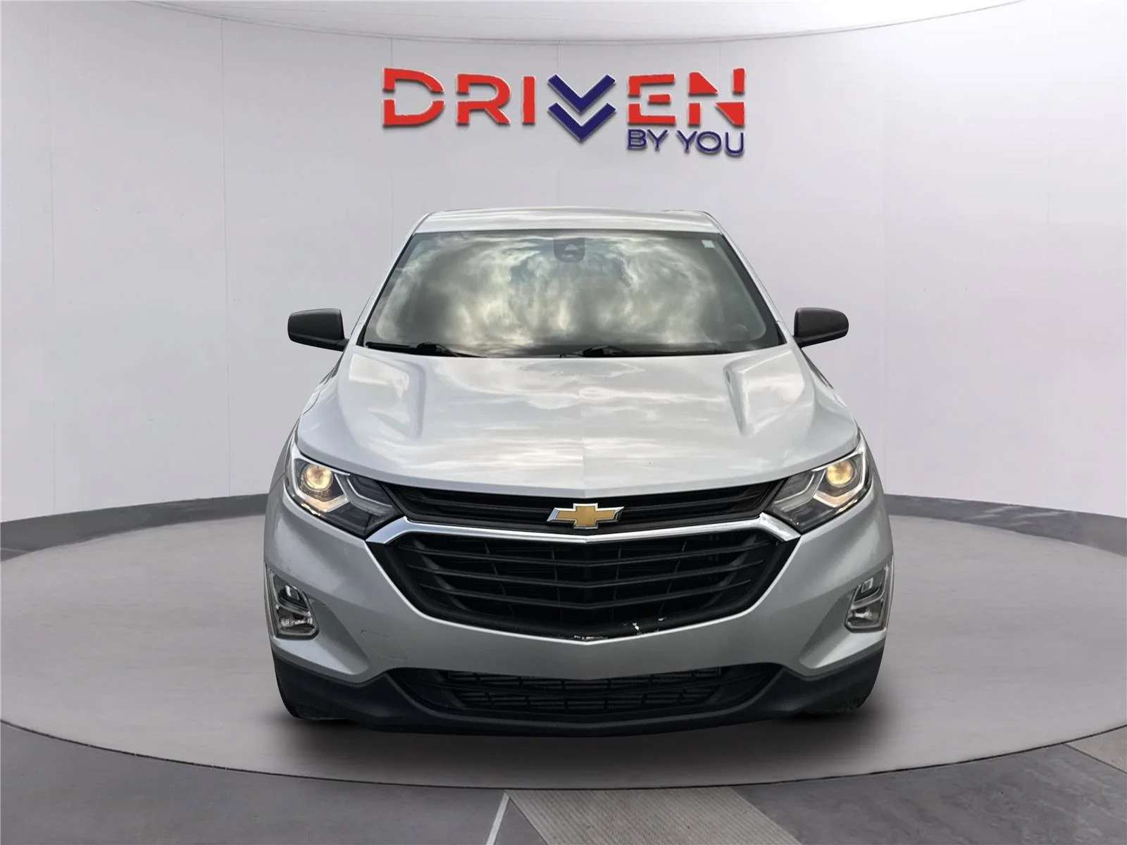 Used 2021 SILVER ICE METALLIC Chevrolet LS image 9
