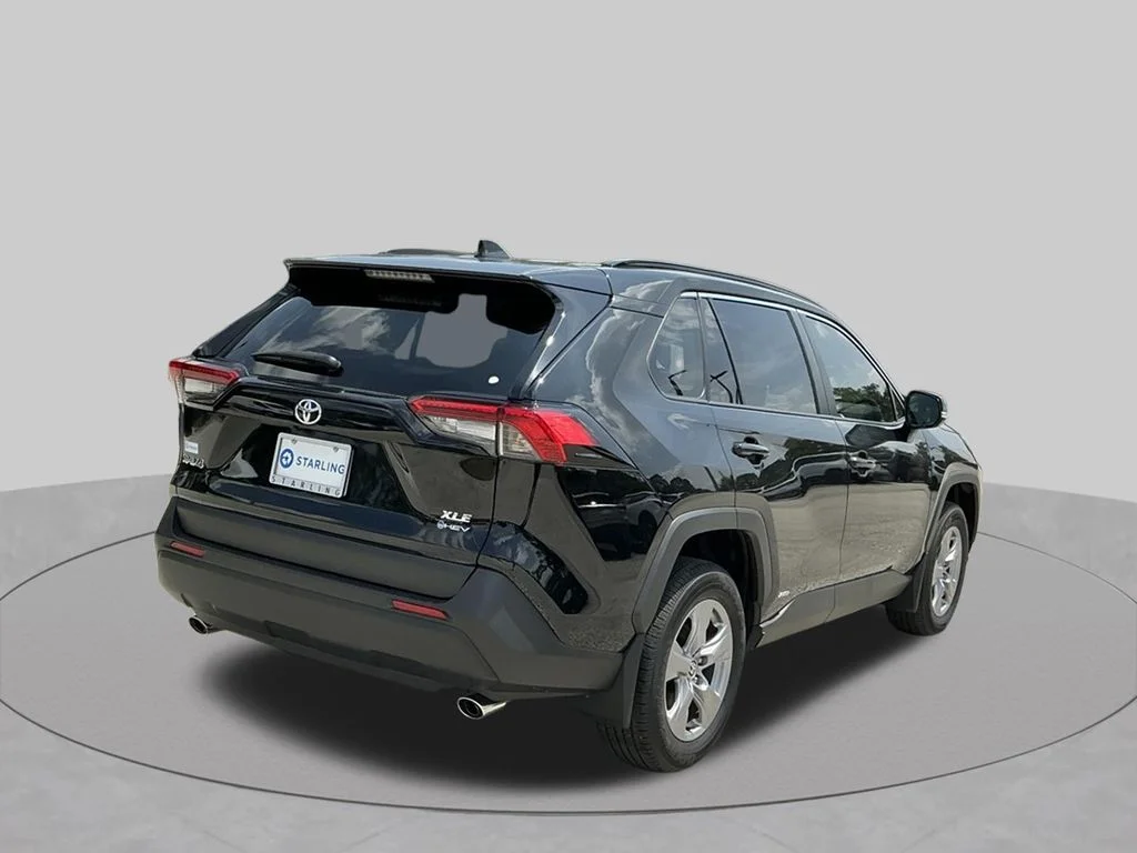 Used 2025 Black Toyota XLE image 7