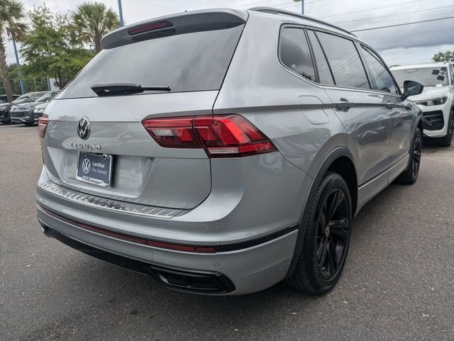 Used 2023 Silver Volkswagen 2.0T SE R-Line Black image 3