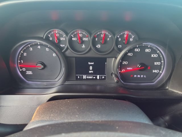 Used 2019 SUMMIT WHITE Chevrolet Custom image 17
