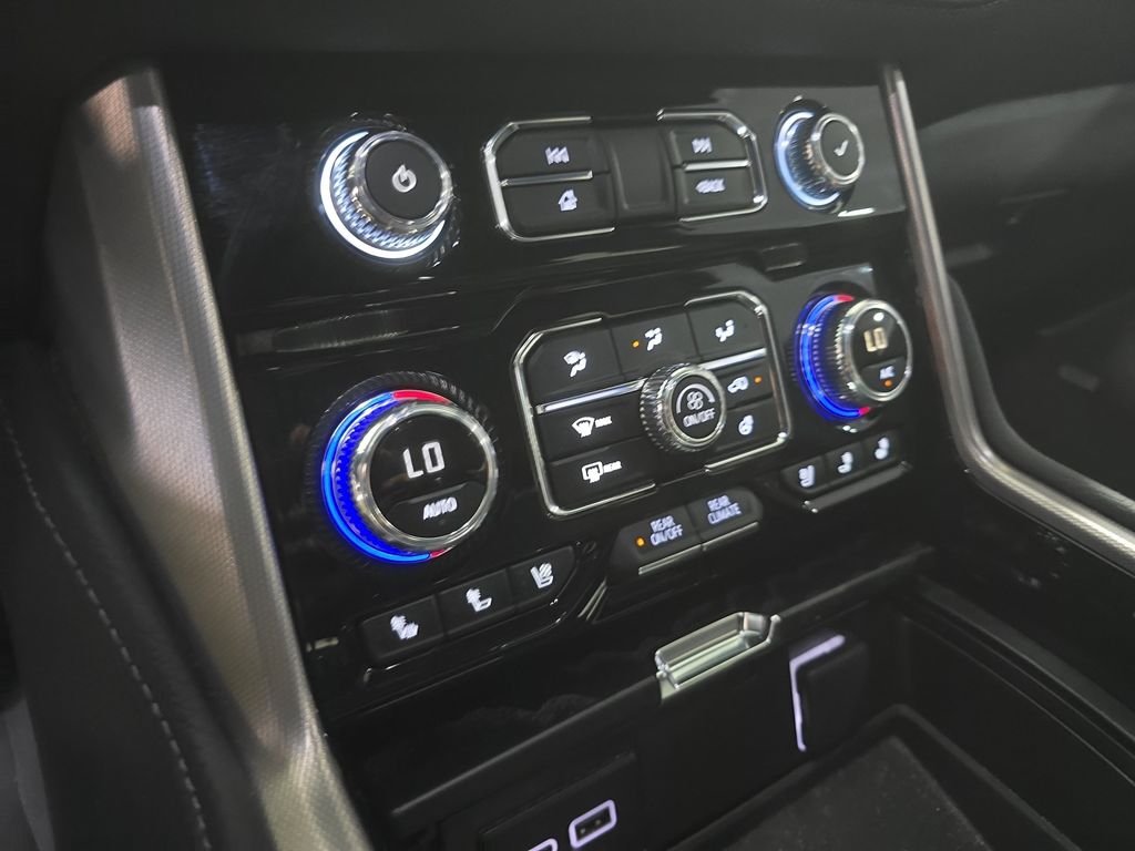Used 2024 Sterling Metallic GMC Denali image 22