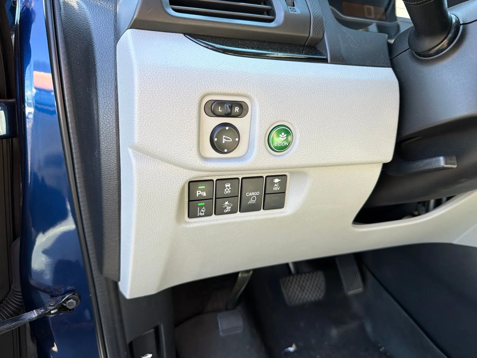 Used 2017 Blue Honda RTL-E image 14