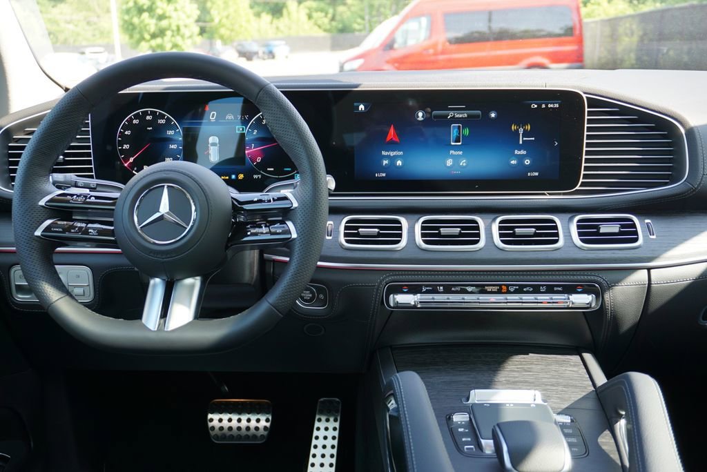 New 2026 MANUFAKTUR Alpine Grey Mercedes-Benz GLS 450 image 94