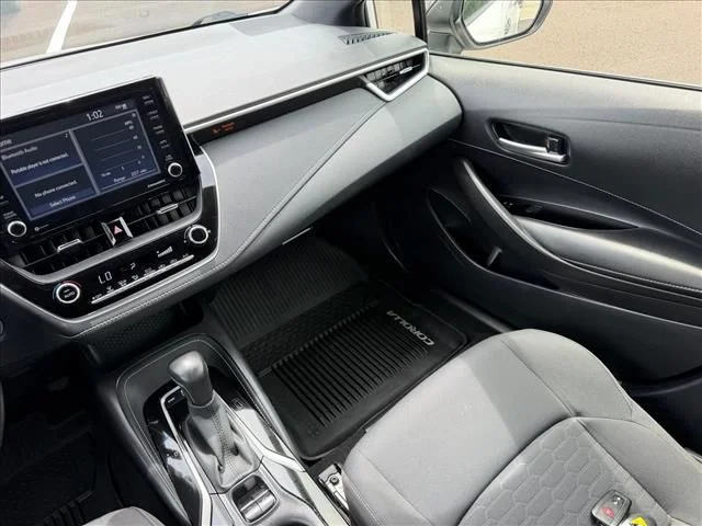 Used 2022 White Toyota SE Nightshade Edition image 10