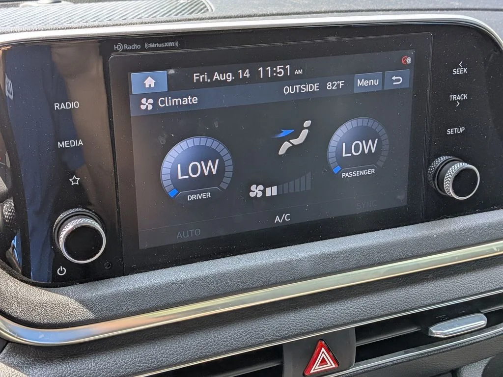 Used 2022 Gray Hyundai SEL image 25