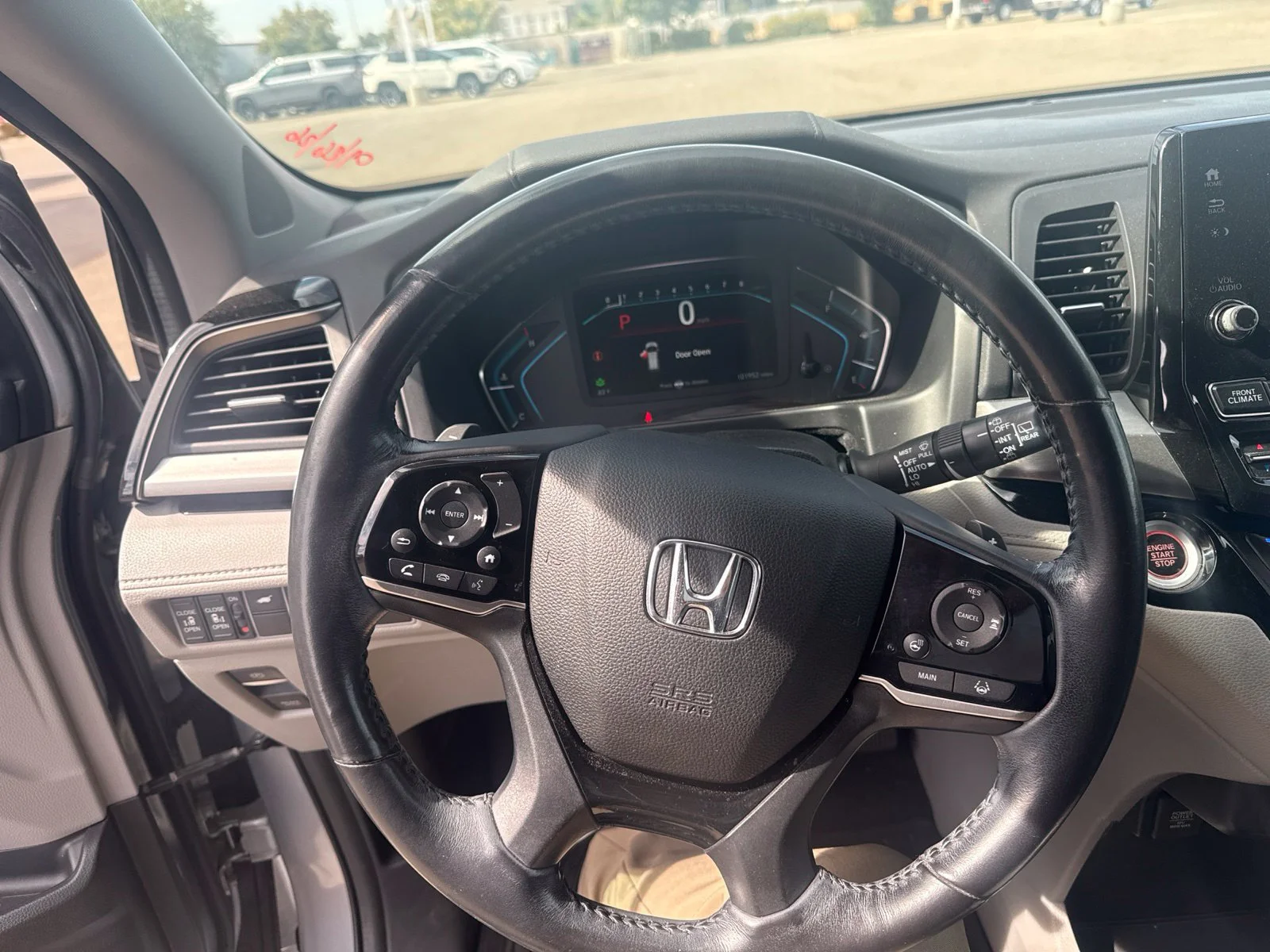 Used 2018 Silver Honda Elite image 17