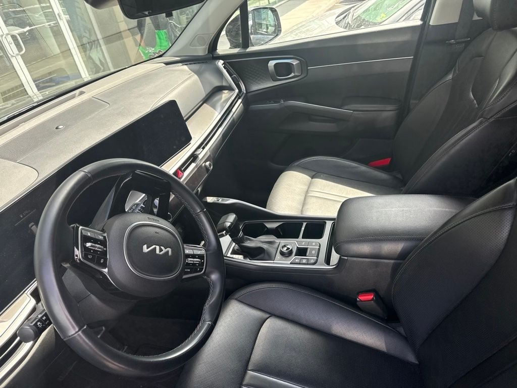 Used 2024 Black Kia S image 12