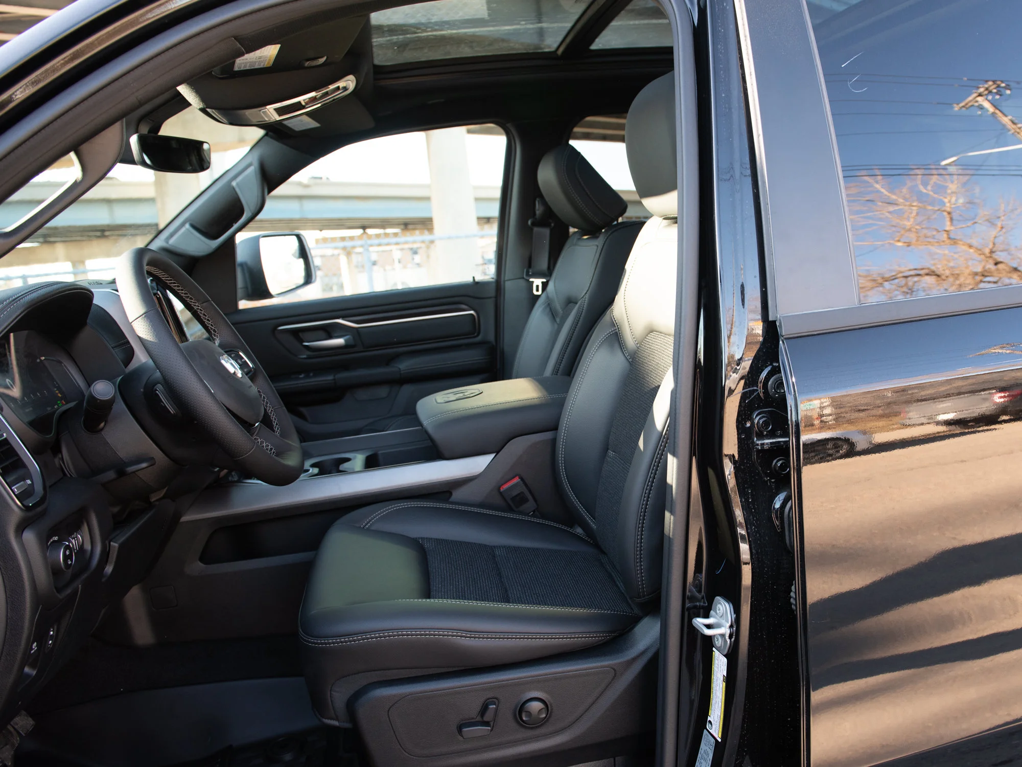 New 2026 Black RAM Sport* image 19