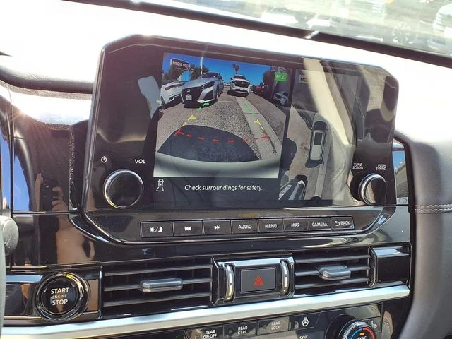 Used 2025 Gray Nissan Platinum image 6