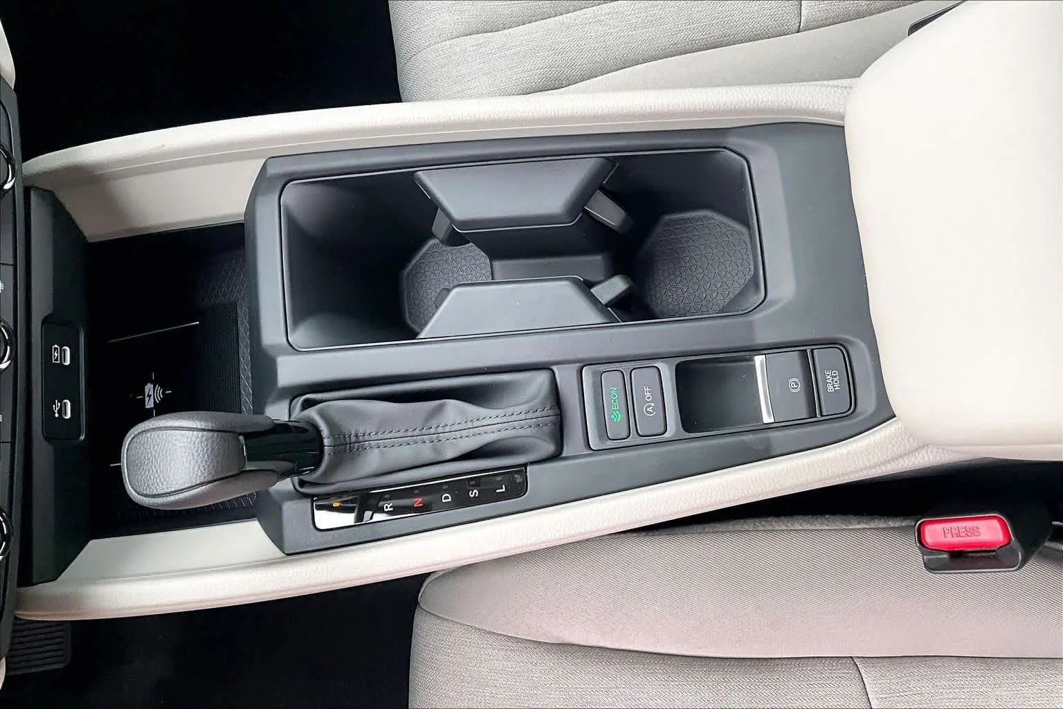 New 2026 Platinum White Pearl Honda LX image 7