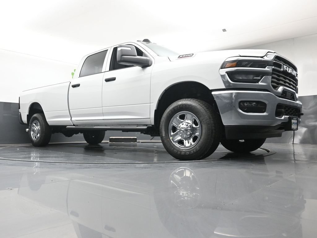 New 2026 Bright White Clear-Coat Exterior Paint RAM Tradesman image 26