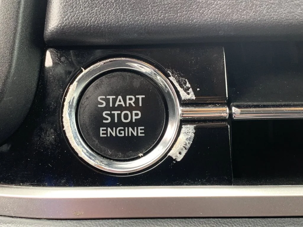 Used 2024  Mitsubishi ES image 25