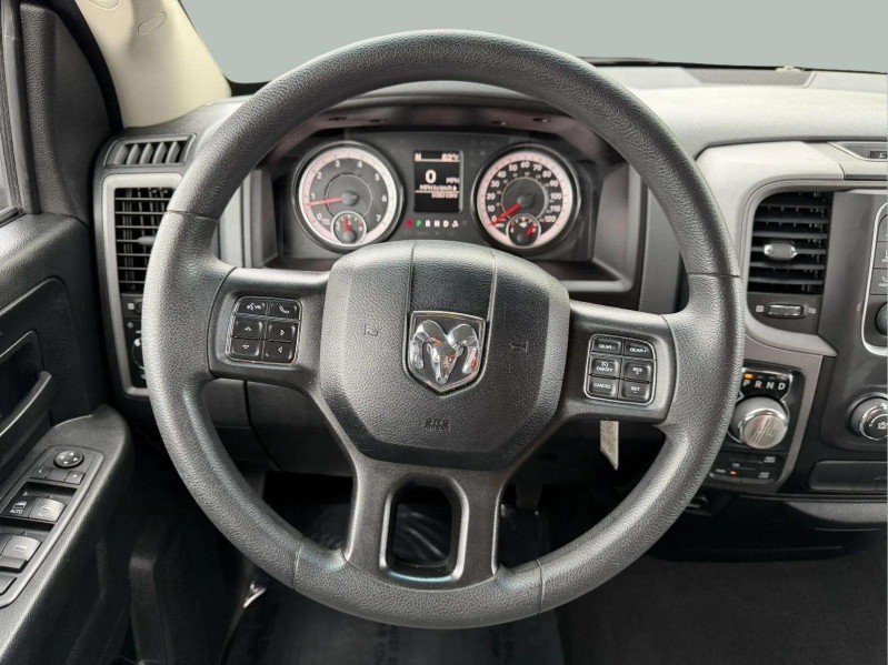 Used 2018  Ram Express image 10
