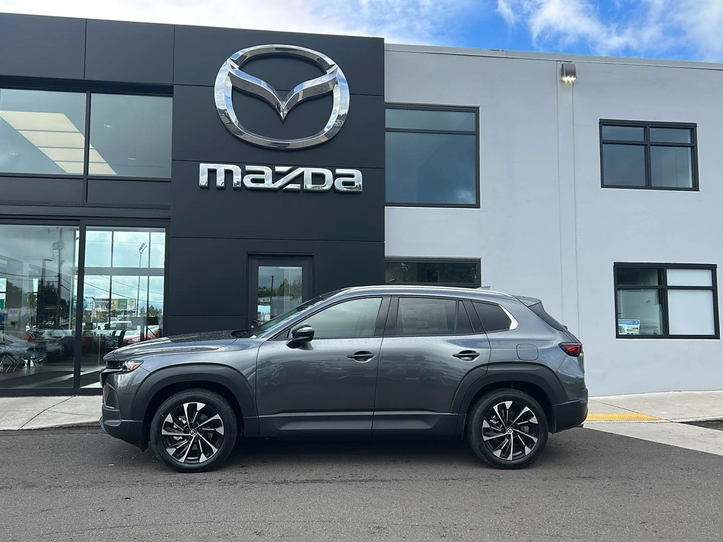 2026 Mazda CX-50 2.5 Hybrid Premium Plus's photo
