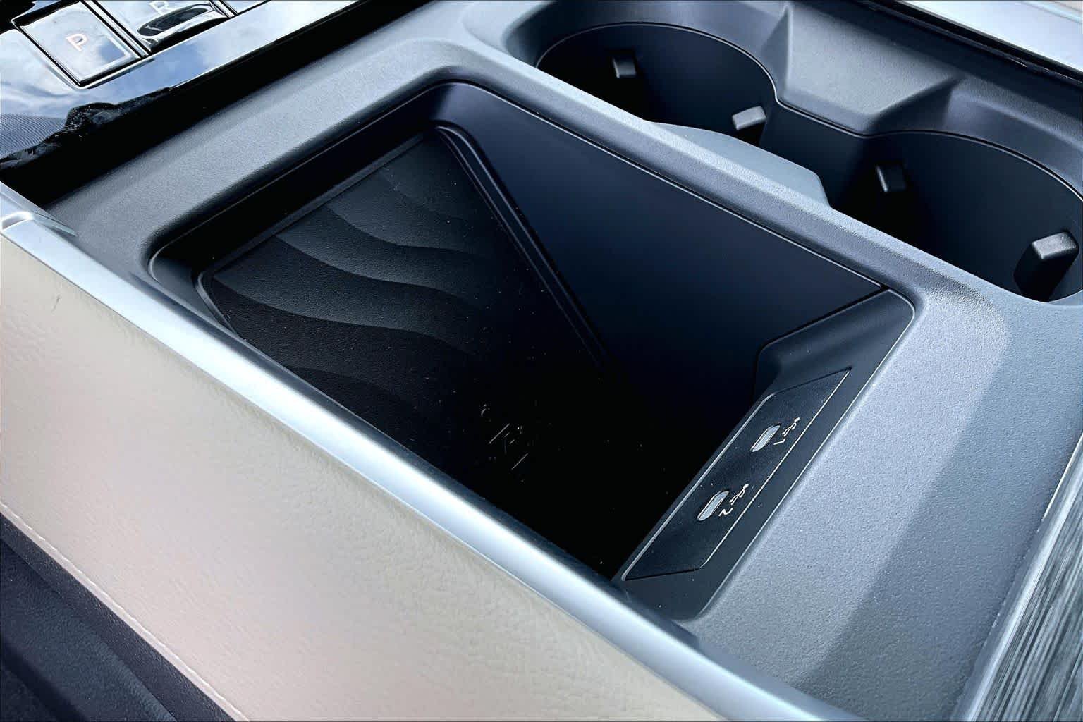 New 2026 Gun Metallic Nissan Platinum Reserve image 14