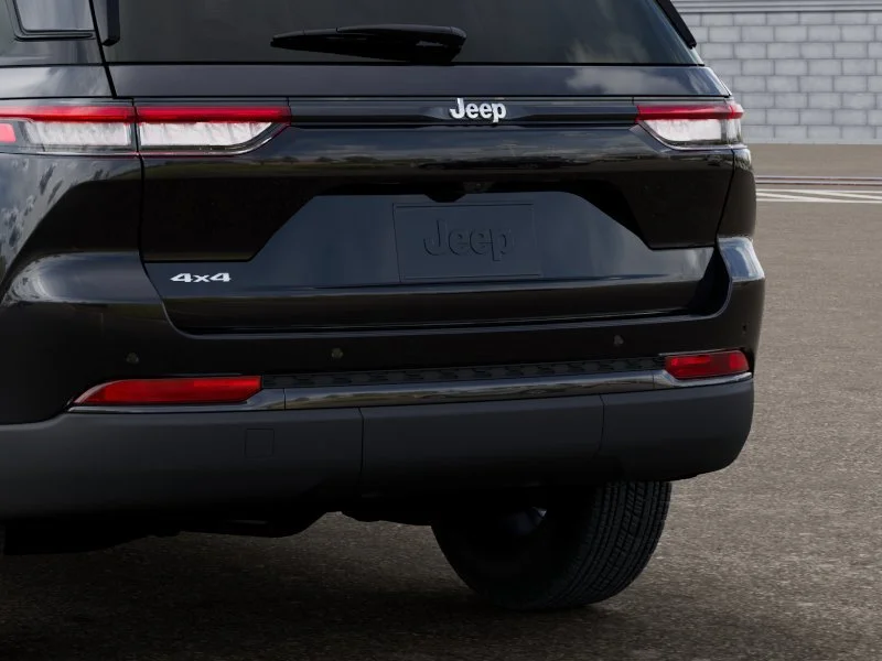 New 2027 High-Gloss Black Paint Jeep Laredo X IN-TRANSIT image 13