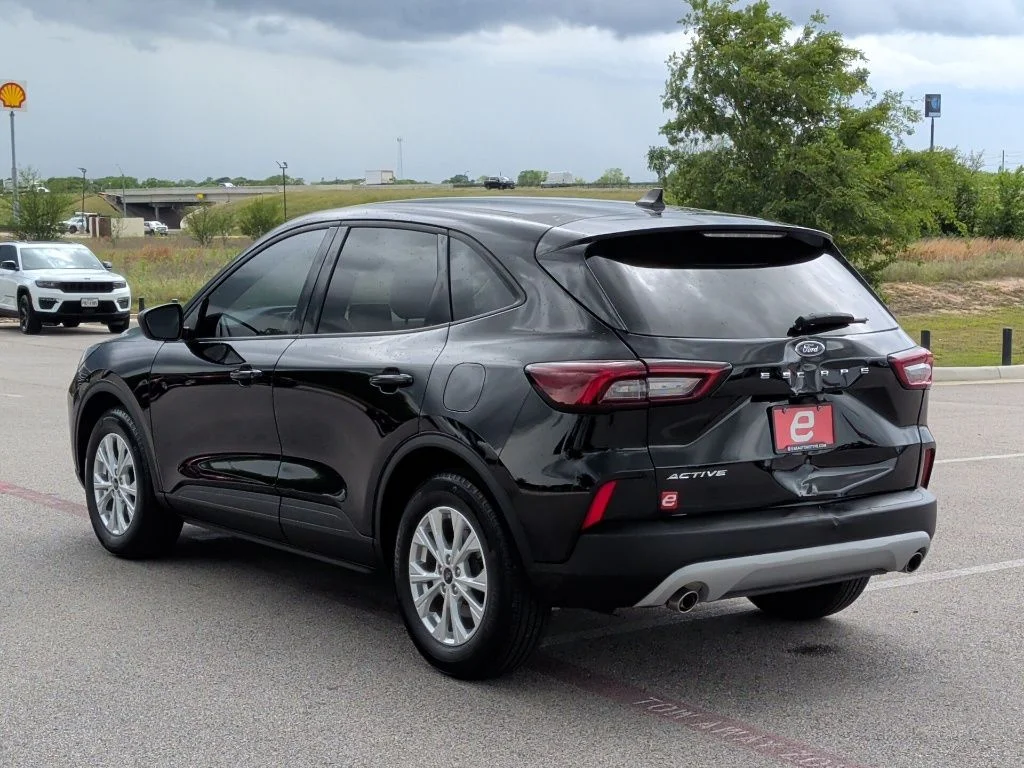Used 2025 Black Ford Active image 5