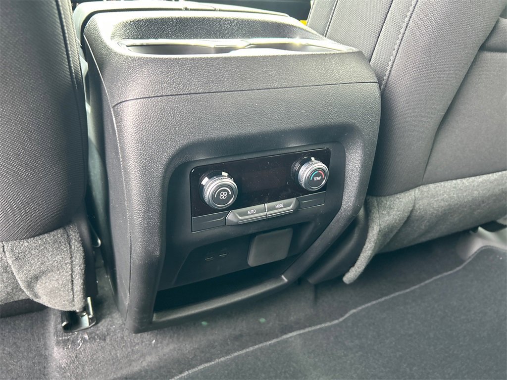 2026 GMC ACADIA - Image 29