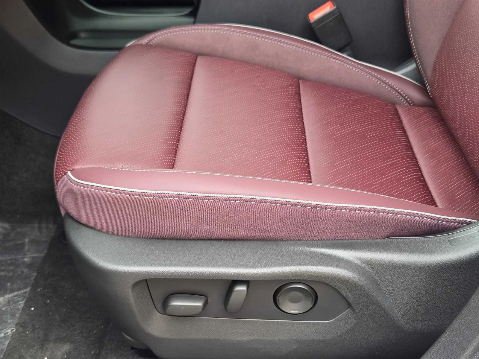 2026 Buick Envision Sport Touring - Photo 16