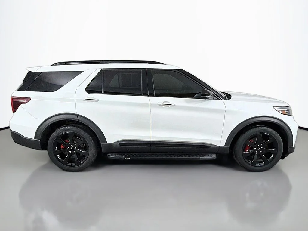 Used 2023 Star White Ford ST image 21