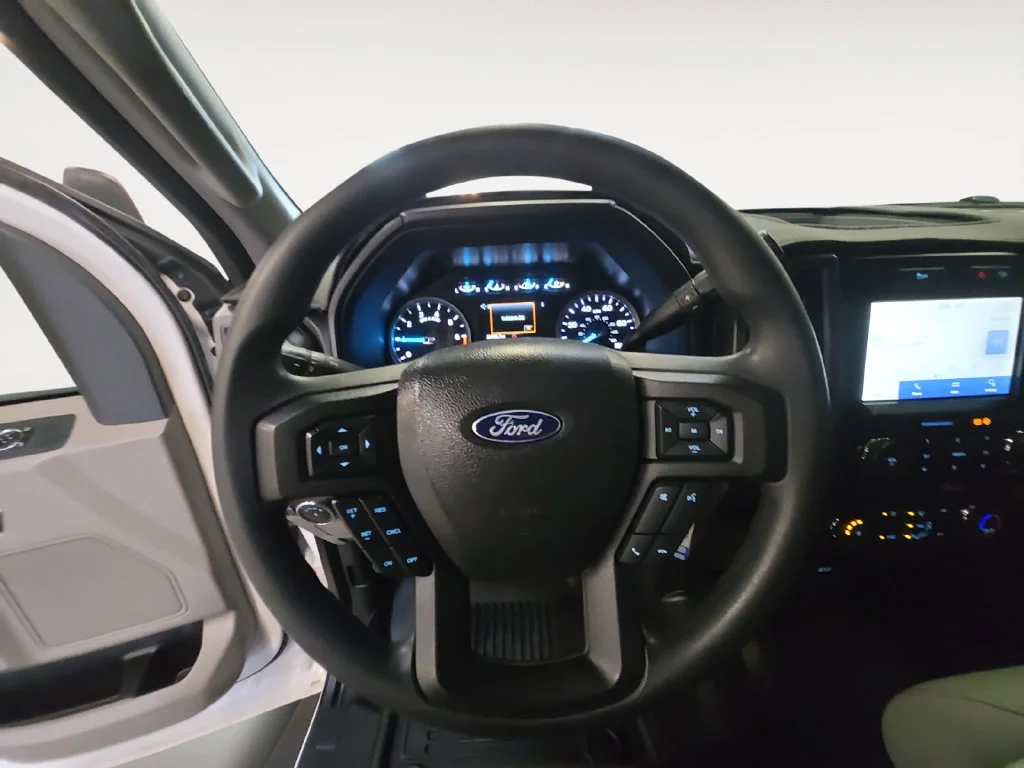 Used 2022 White Ford XL image 19