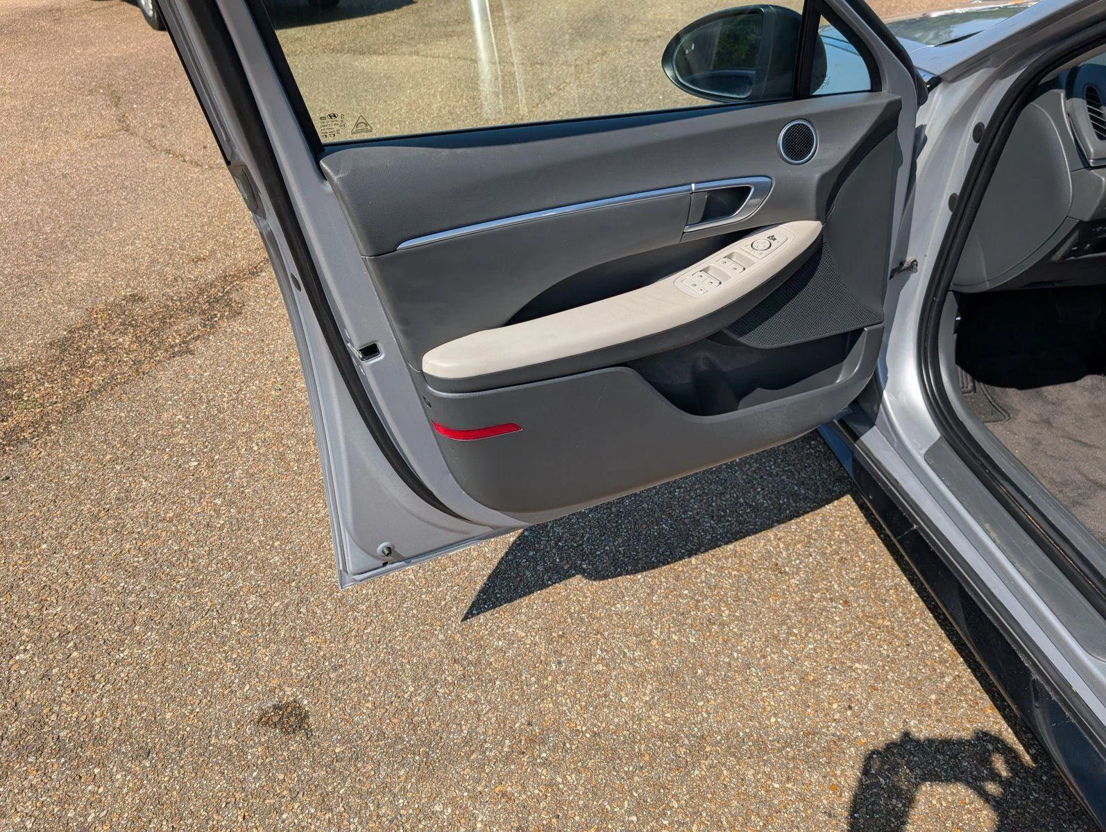 Used 2023 Curated Silver Hyundai SEL image 12