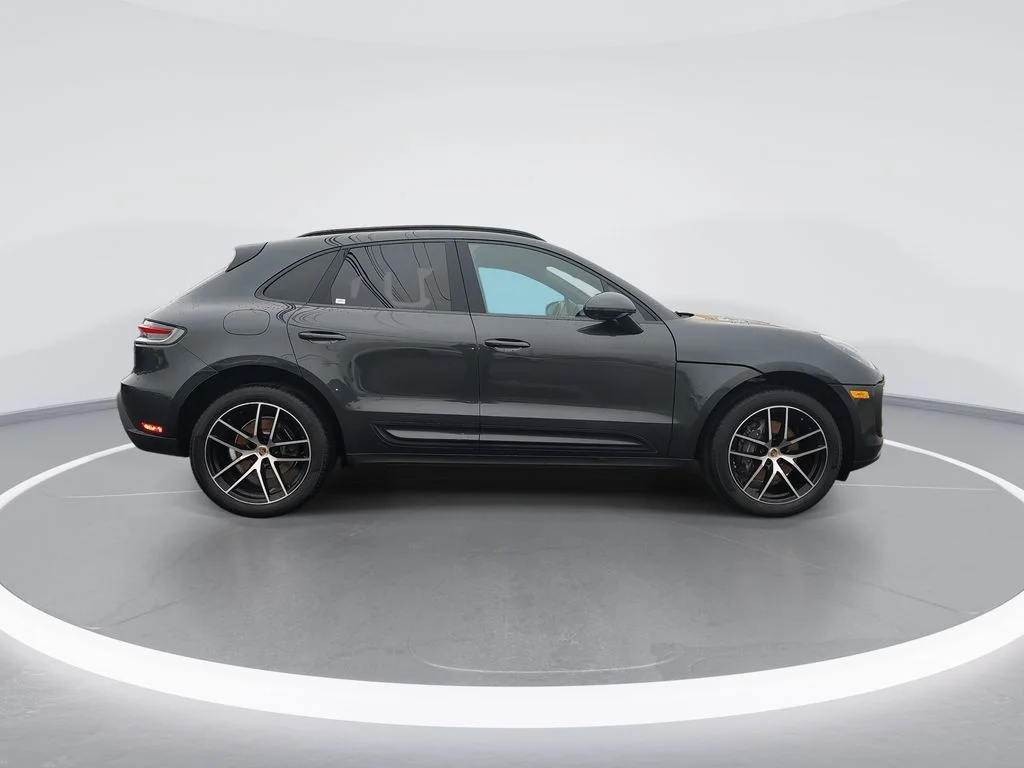 Used 2022 Black Porsche Base image 9